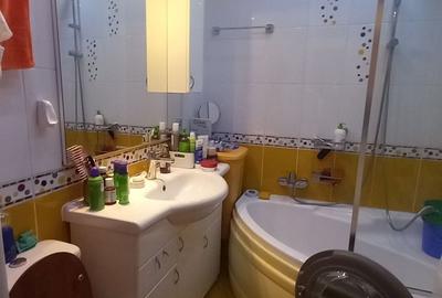 Apartament cu 4 camere decomandat în Iancului - 8