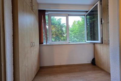 Apartament cu 3 camere semidecomandat în Alexandru Obregia - 9