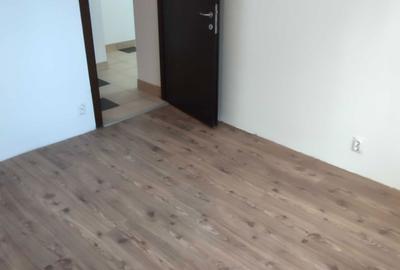 Apartament cu 2 camere decomandat în Titan - 5