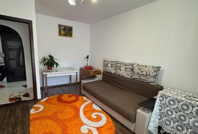 Vand apartament cu 3 camere et 1 - 1