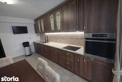 Apartament cu 4 camere, mobilat în Central - 16