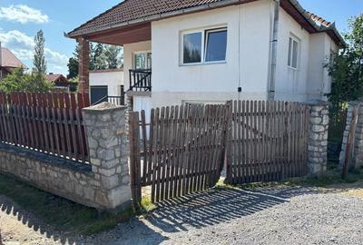 Casă cu 4 camere în Izvoru Mureșului - 2