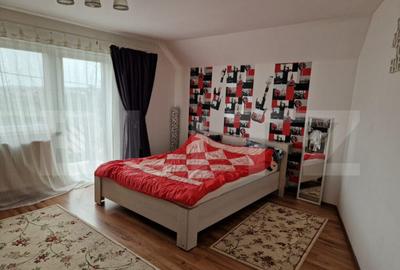 Casă cu 6 camere cu Teren 941 Mp în Sânmartin - 17