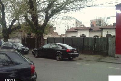 Spațiu comercial, în Moșilor