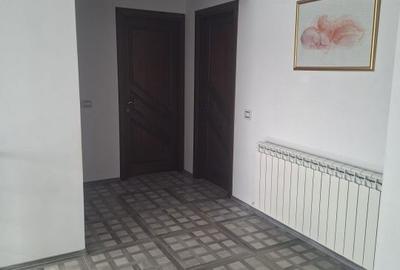 Casă cu 4 camere cu Teren 1000 Mp în Boldești - 14