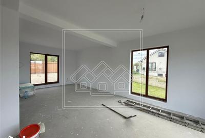 Casă cu 3 camere cu Teren 275 Mp în Central - 6