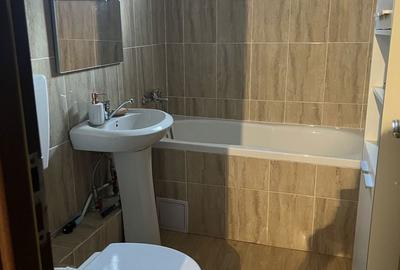 Apartament cu 3 camere decomandat în Exterior Vest - 2