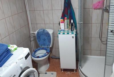 Casă cu 4 camere cu Teren 2300 Mp în Năvodari - 8