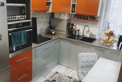 3 camere Titan Auchan Parcul Teilor, Comision 0 - 3