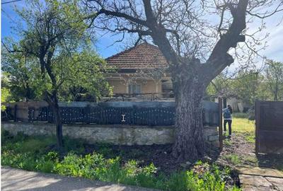 Casă cu 3 camere în Stroiești - 7