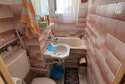 Apartament cu 3 camere semidecomandat în Micro 14 - 3