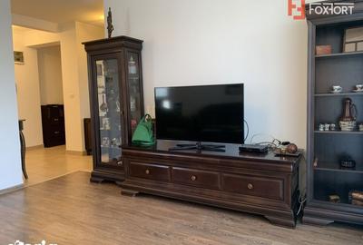 Apartament cu 3 camere decomandat, mobilat în Aradului