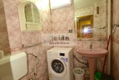 Colentina - Rau, Mcdonalds,, 3 Camere 81 Mp, Et 9/11, An 1982, 2 Bai - 9