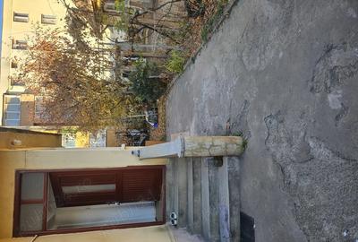 Casa de vanzare in Bra?ov, comision 0%, pre? negociabil 240.ooo Euro,91 mp-3 camere+ teren - 11