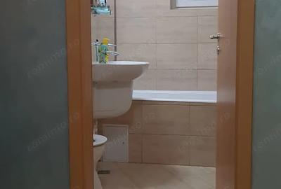 Vand apartament cu 2 camere etaj 1 zona Modern - 4