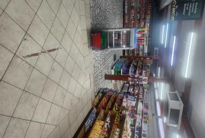 Spațiu comercial, de 300 mp, în Girocului - 6