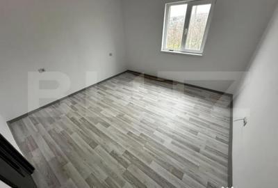 Casă cu 4 camere cu Teren 570 Mp în Tomești - 9