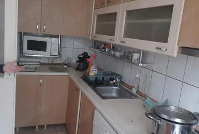 Apartament 2 camere de vanzare , Micro 14 , Strada Prahova , etaj 2 , 59.000 neg. - 5