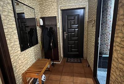 Garsonieră decomandată în Calea București