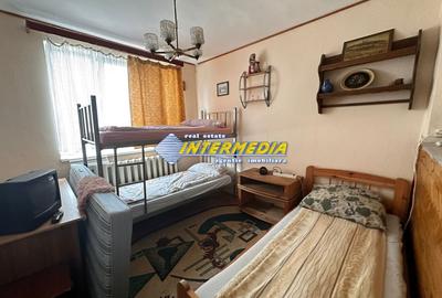 Casă individuală cu 6 camere cu Canalizare în Cetate - 9
