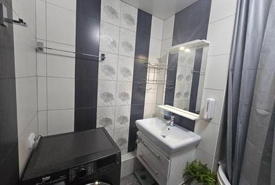 Apartament cu 2 camere decomandat în 13 Septembrie