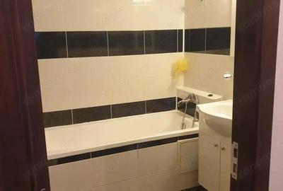 Apartament cu 3 camere decomandat în Berceni - 3