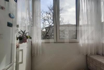 Apartament cu 3 camere decomandat în Central - 2