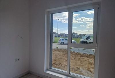 Apartament 3 camere de vanzare zona Micalaca - 10