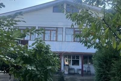 VILA CU 6 CAMERE - 1