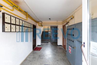 Apartament cu 3 camere semidecomandat în Podei - 5