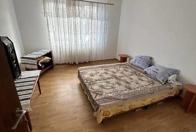 De vanzare casa in Roman, parter ?i etaj, teren 700 mp, 130.000 euro - 5