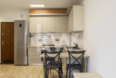 Apartament cu 2 camere decomandat, mobilat în Tractorul - 4