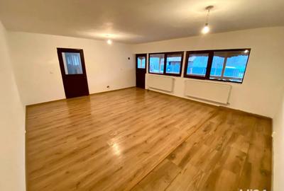 Casa de vanzare in comuna Stoenesti - 3