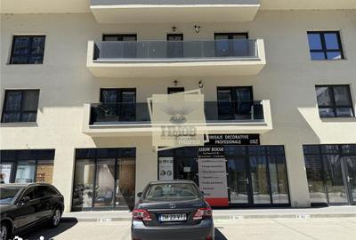 Spațiu comercial, de 76 mp, în Șelimbăr