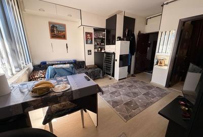 Apartament cu 2 camere decomandat în Ferentari - 2