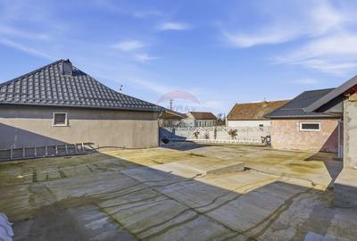 Casă cu 3 camere cu Teren 1439 Mp în Satu Mare - 20