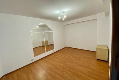 Spatiu comercial, stradal, de inchiriat - 9