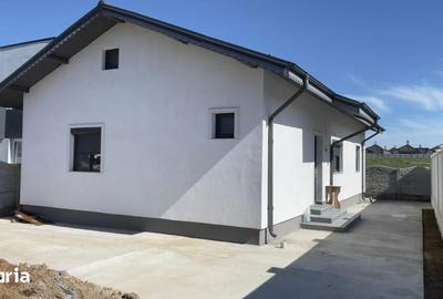 Casă cu 3 camere cu Teren 276 Mp în Central - 11
