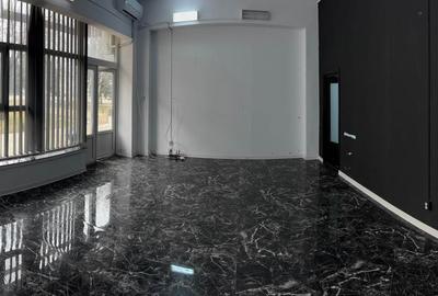 Spațiu comercial, de 40 mp, în Exterior Vest - 1