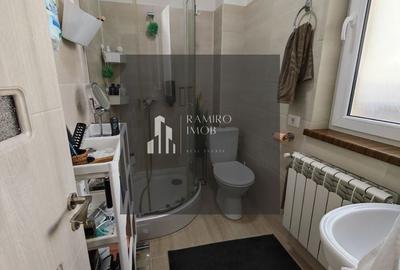 Casă cu 5 camere cu Teren 333 Mp în Central