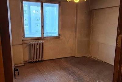 Apartament cu 3 camere decomandat în Lacul Tei - 1