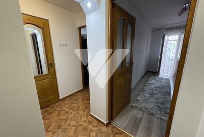 Apartament cu 3 camere semidecomandat, mobilat în Țiglari - 8