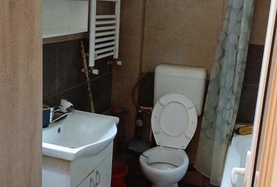 Garsonieră semidecomandată în Km 4 - 4