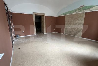 Spatiu comercial, 94 mp, alimentatie publica, zona centrala - 2