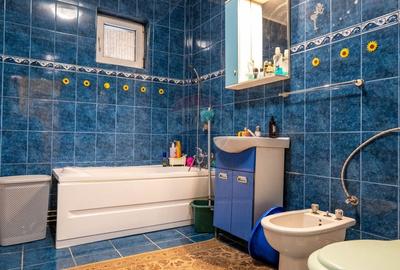 Casă cu 6 camere cu Teren 253 Mp în Central - 10