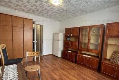 Camera de camin, cu baie si bucatarie - zona Tractorul - 6