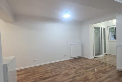 Zona EROII REVOLUȚIEI Piața Progresu 38 mp parcare bloc 2020 - 3