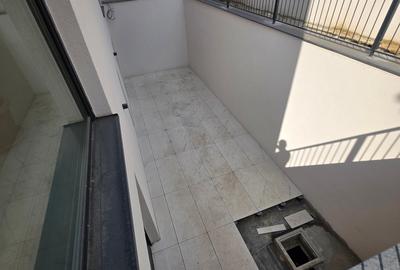 Apartament cu 5 camere decomandat în Aviației - 3