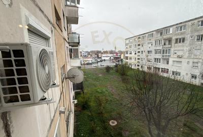 Apartament cu 2 camere semidecomandat în Carei - 16
