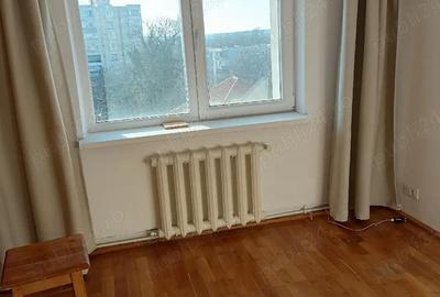 Apartament cu 3 camere decomandat în George Enescu - 2